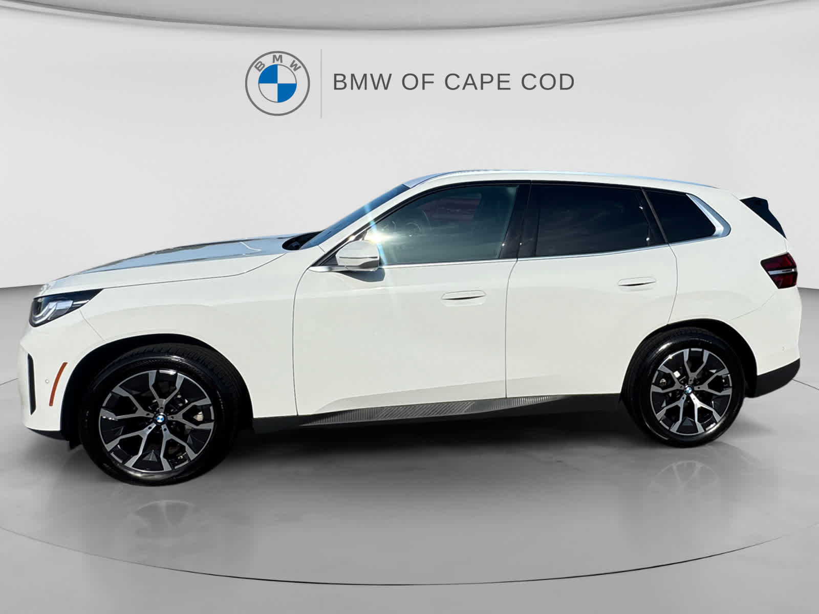 Used 2026 BMW X3 xDrive30i w/ Convenience Package AWD/4WD image 4