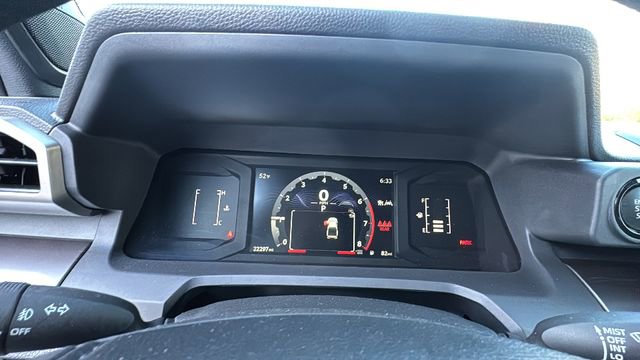 Used 2024 Toyota Tacoma SR5 AWD/4WD image 18