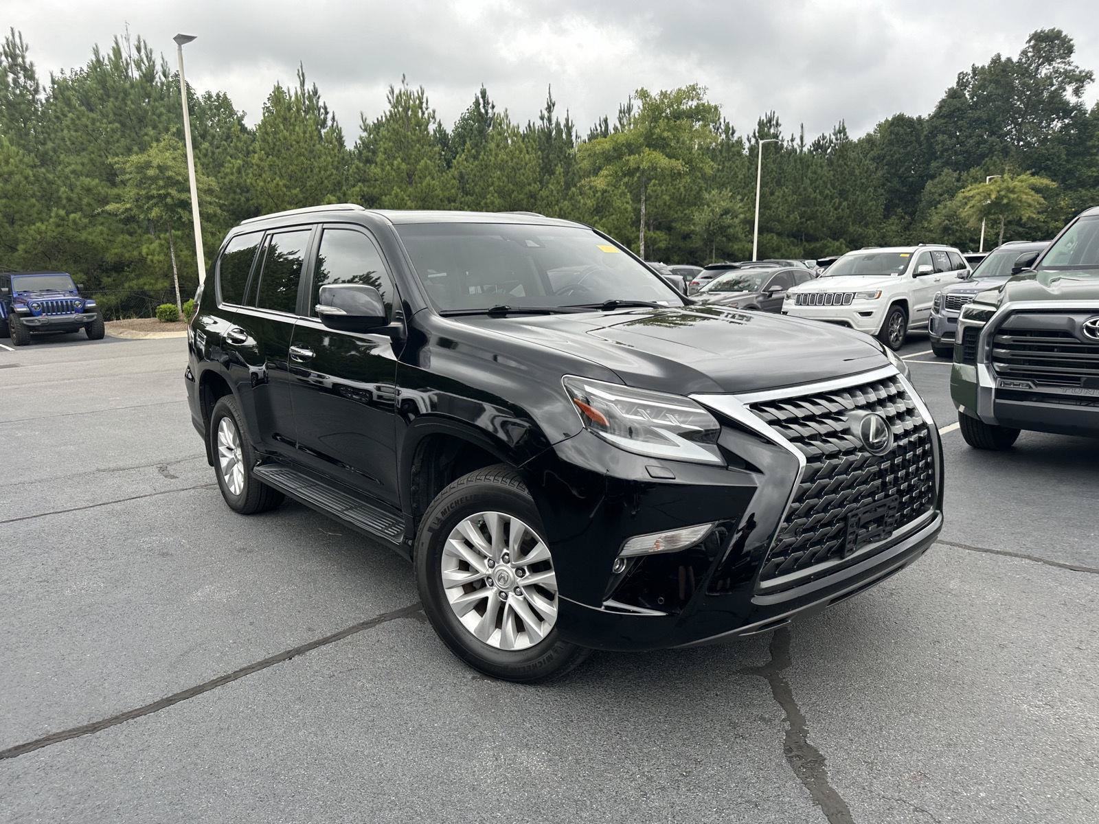 Used 2021 Lexus GX 460 Premium w/ Premium Package AWD/4WD image 4