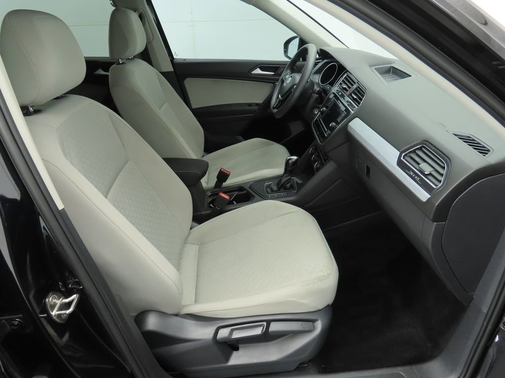Used 2021 Volkswagen Tiguan S image 20