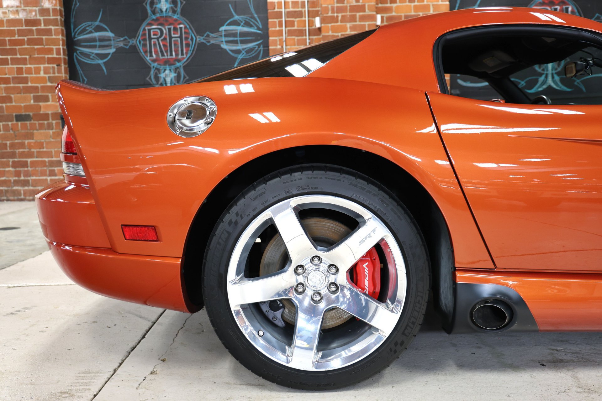 Used 2006 Dodge Viper SRT-10 RWD image 27