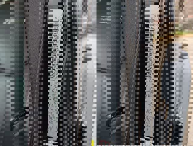 Used 2017 Jeep Wrangler Unlimited Rubicon AWD/4WD image 35