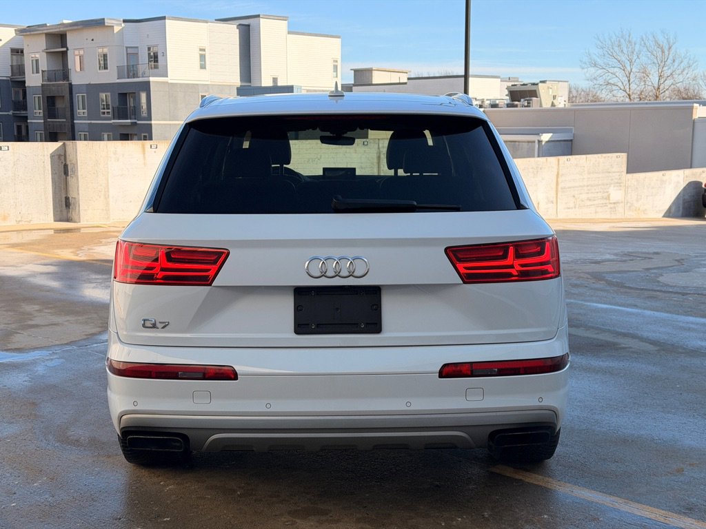 Used 2019 Audi Q7 3.0T Premium Plus AWD/4WD image 4