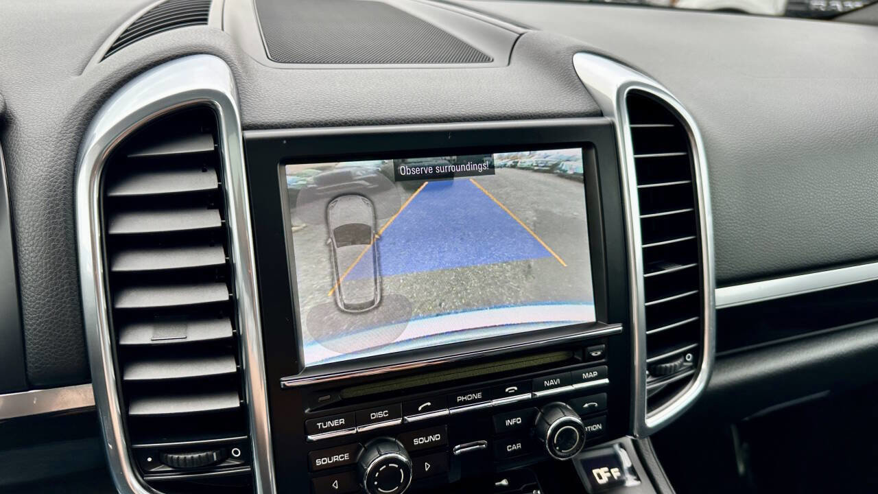 Used 2011 Porsche Cayenne S image 27