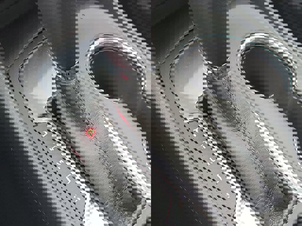 Used 2018 Chevrolet Equinox LT image 31