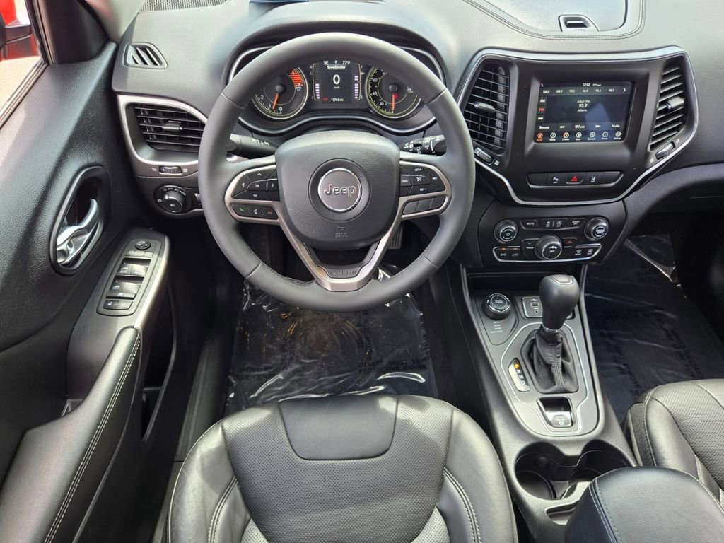 Used 2021 Jeep Cherokee Latitude Lux image 12