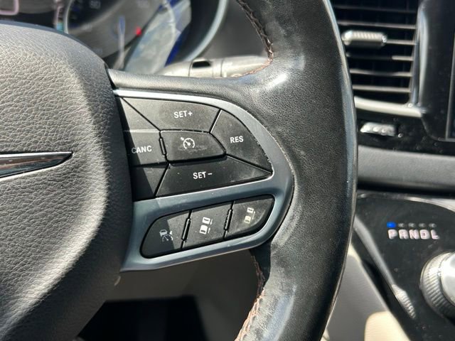 Used 2020 Chrysler Pacifica Touring-L Plus image 21