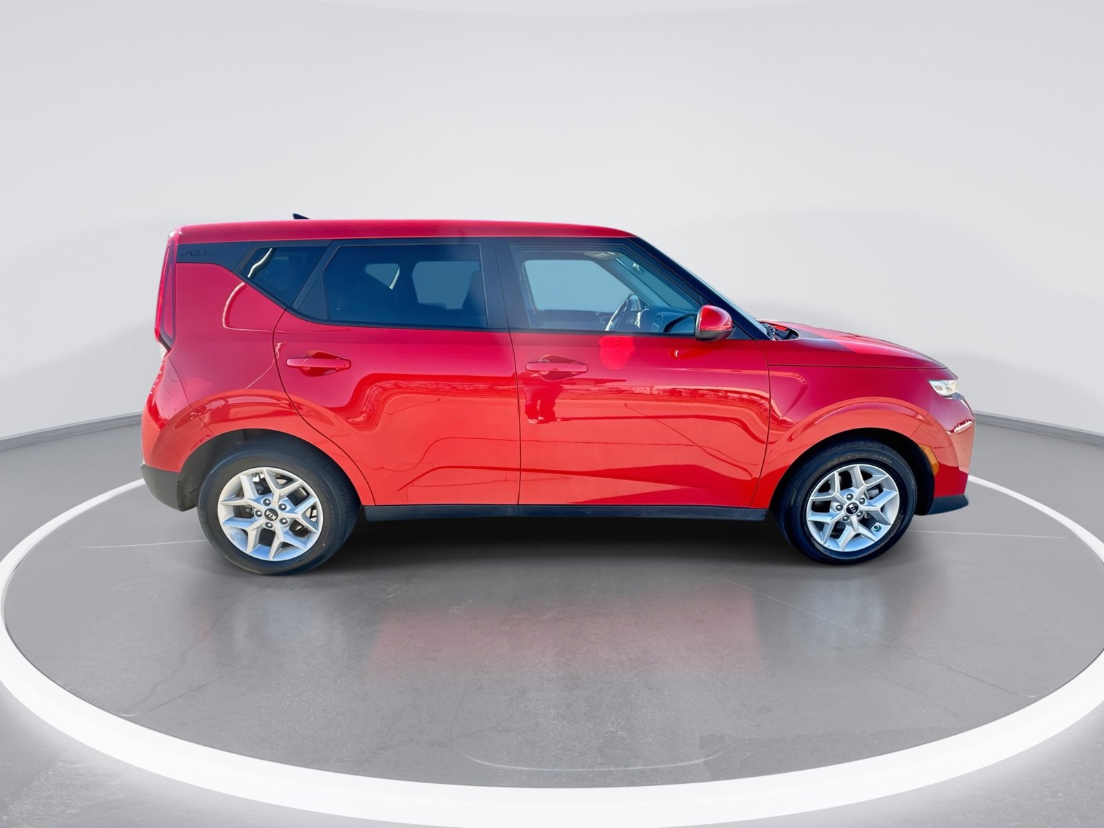 Used 2020 Kia Soul S FWD image 9