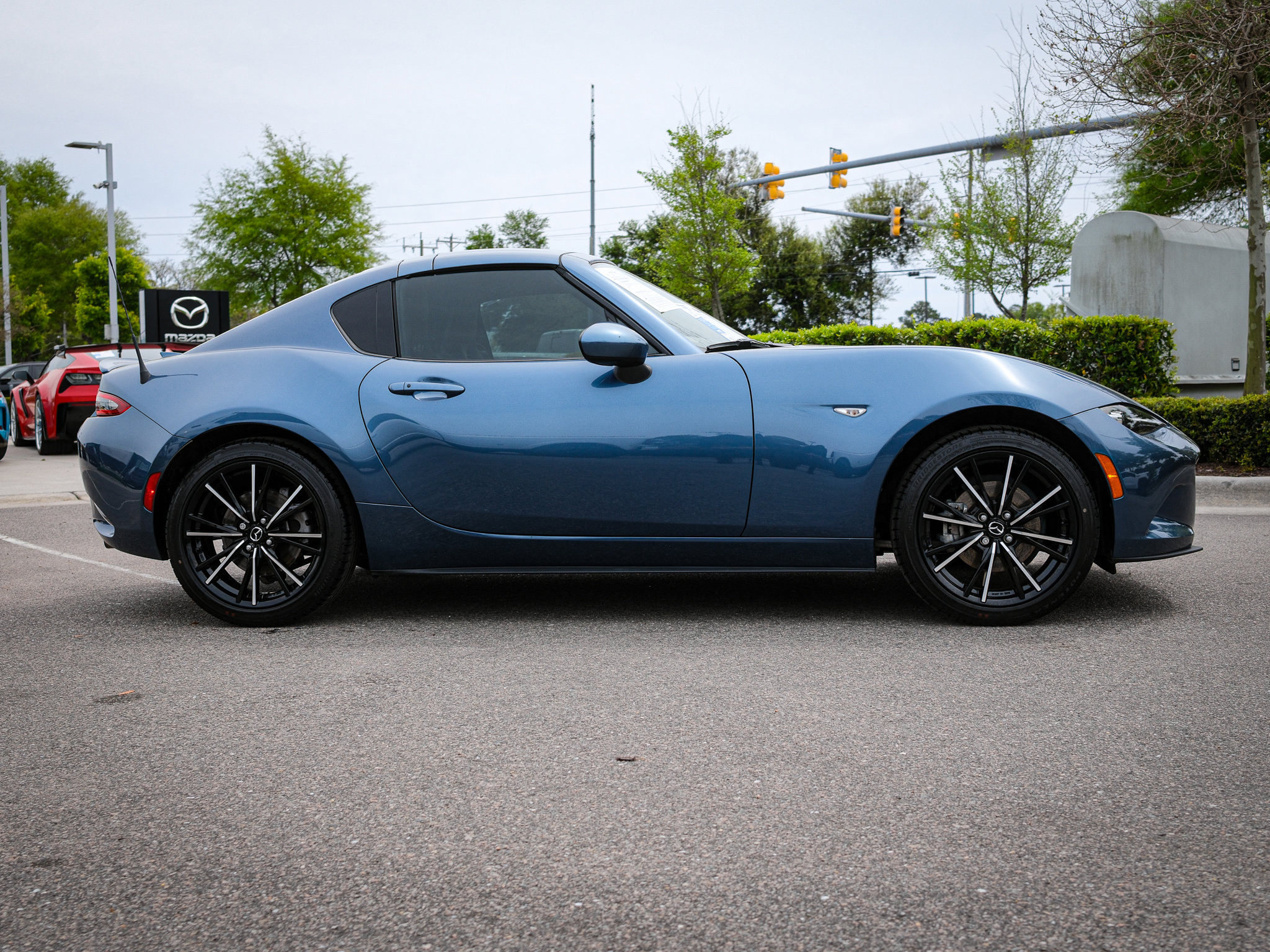 Used 2019 MAZDA MX-5 Miata RF Grand Touring image 11