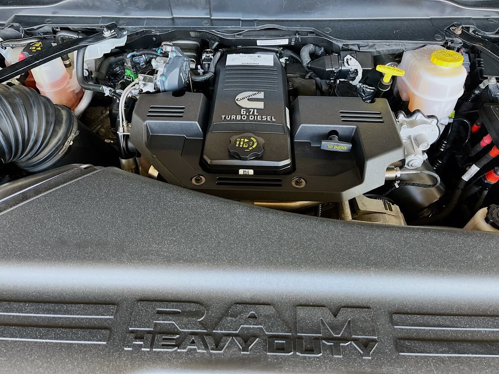 Used 2023 RAM 3500 Big Horn w/ Night Edition AWD/4WD image 30