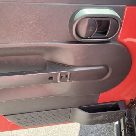 Used 2008 Jeep Wrangler Unlimited Rubicon w/ Dual Top Group image 13