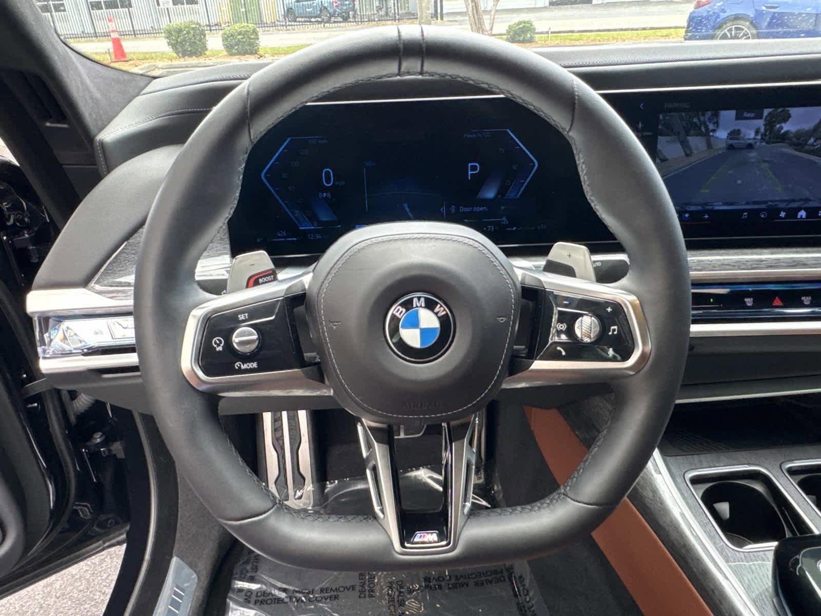 Certified 2023 BMW 760i xDrive AWD/4WD image 27