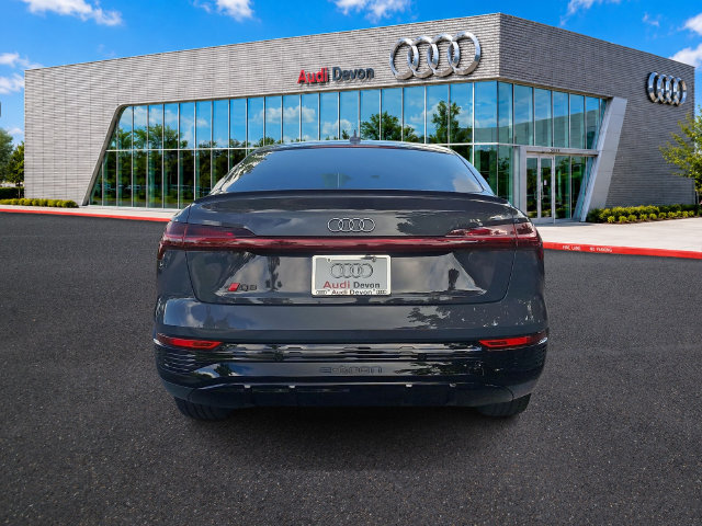 Certified 2024 Audi Q8 e-tron Prestige w/ Prestige Package AWD/4WD image 5