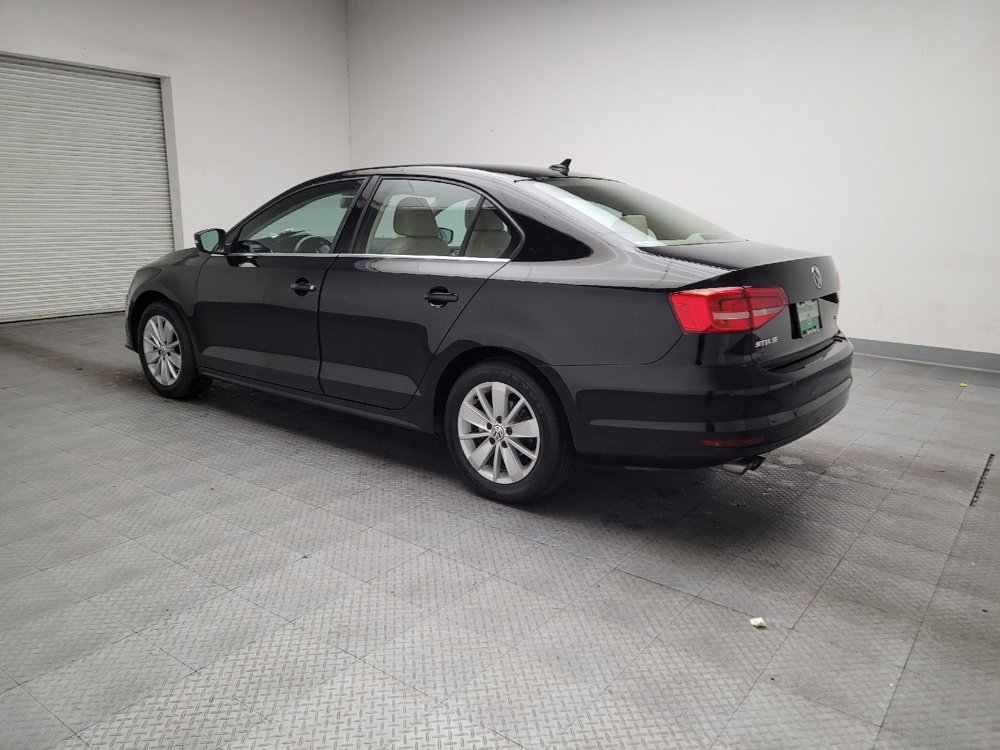 Used 2015 Volkswagen Jetta SE FWD image 3