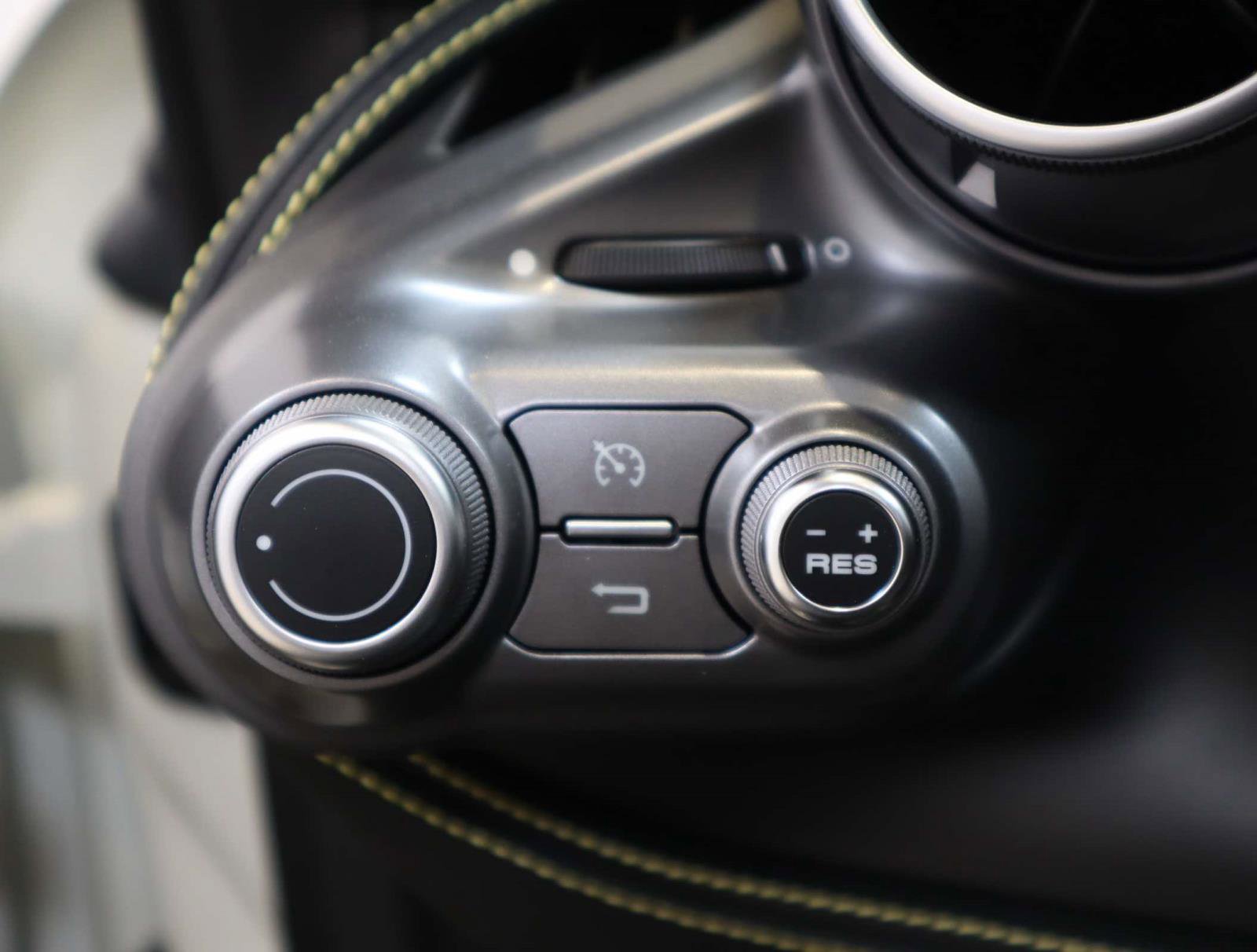 Used 2021 Ferrari F8 Tributo image 29