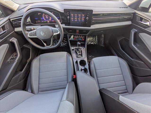New 2026 Volkswagen Jetta SE FWD image 3