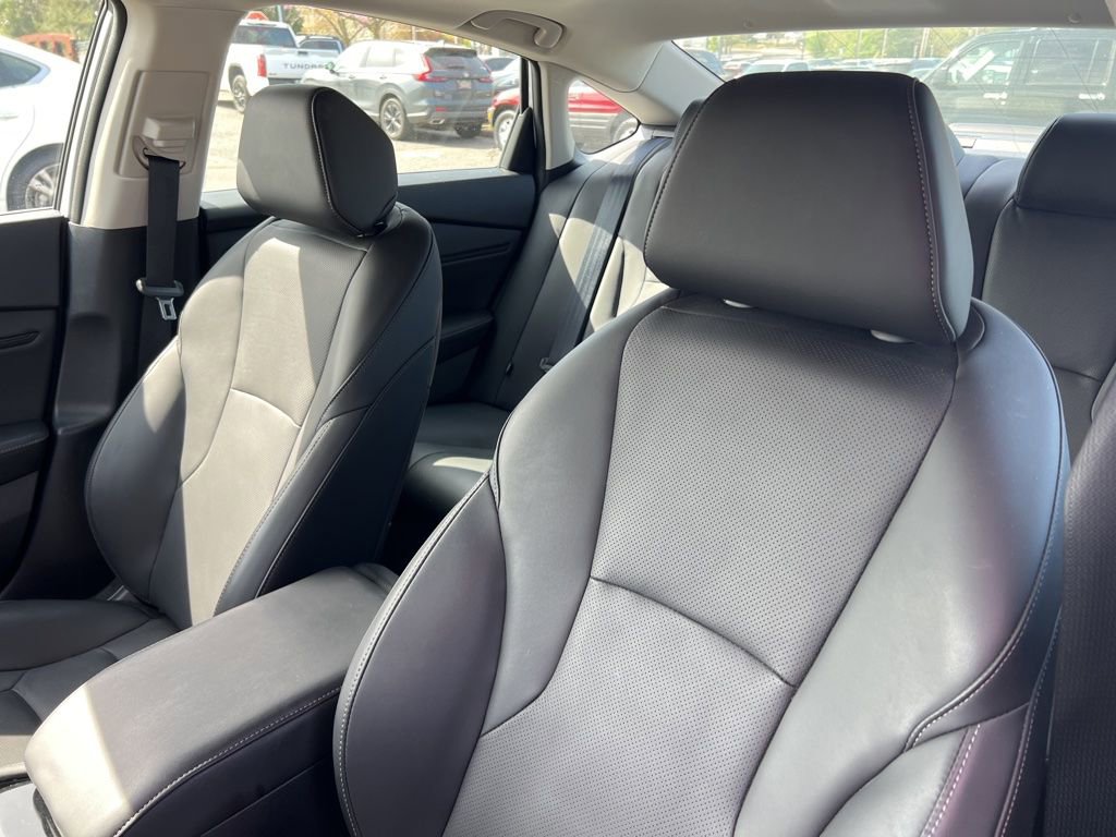 Used 2023 Honda Accord Touring image 7