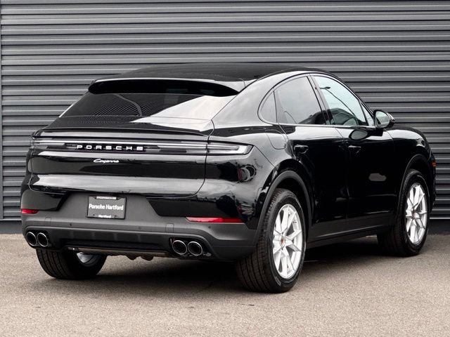 New 2026 Porsche Cayenne Coupe AWD/4WD image 7