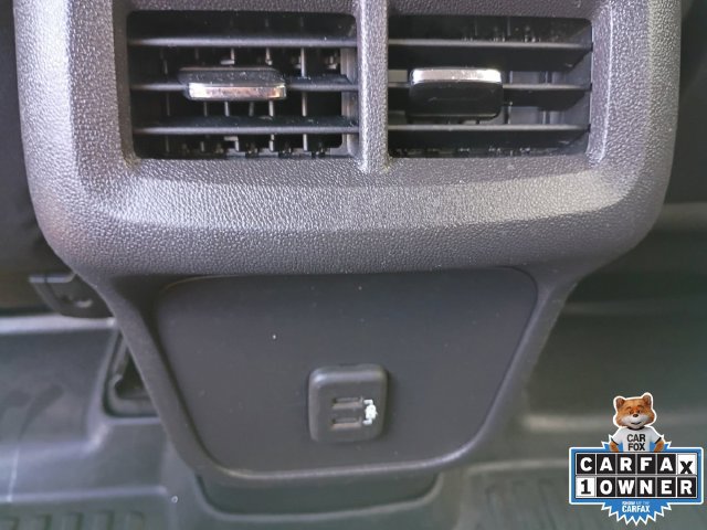 Used 2024 GMC Terrain SLE w/ Driver Convenience Package FWD image 25