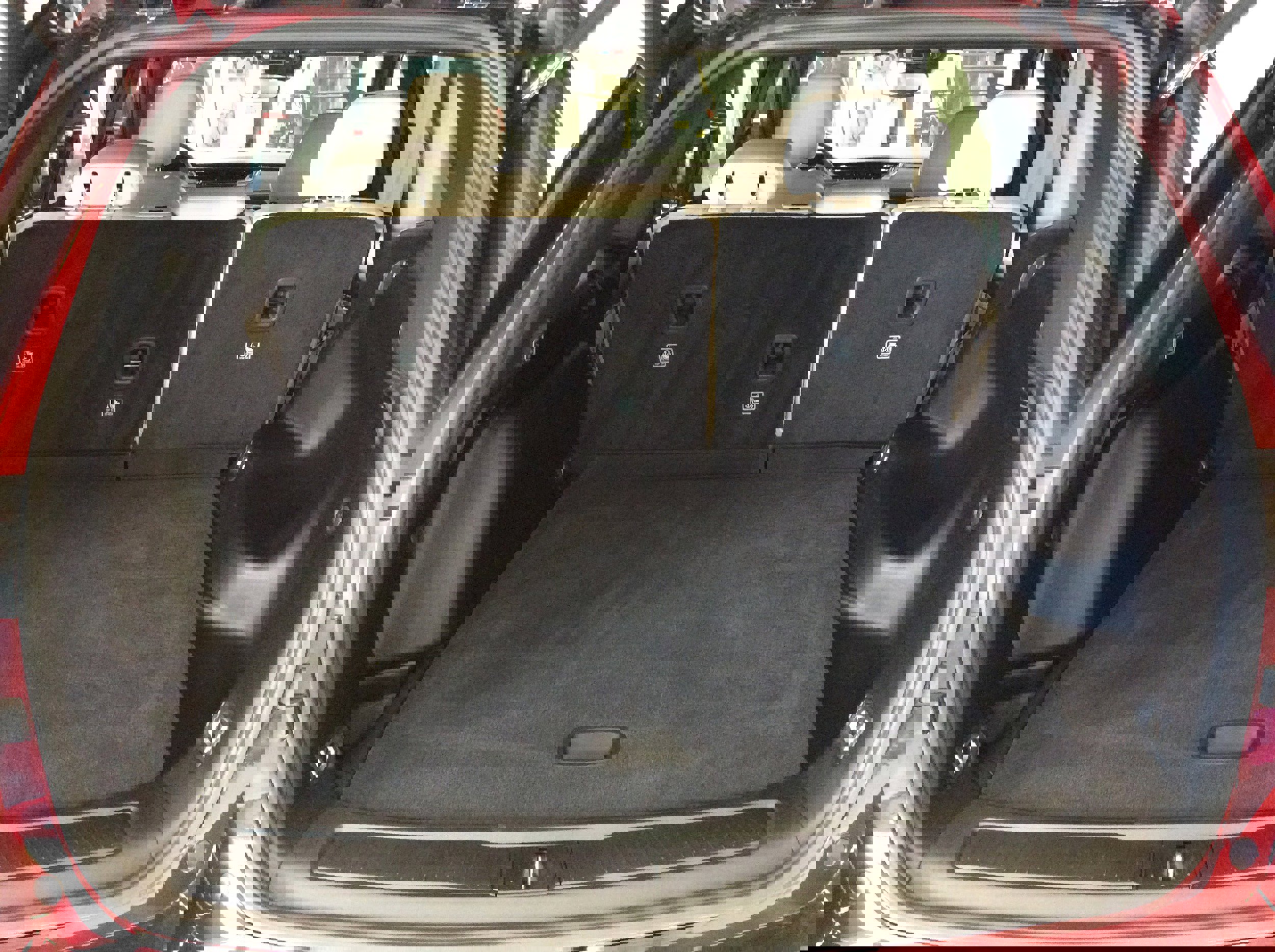 Used 2024 Jeep Grand Cherokee Limited image 5