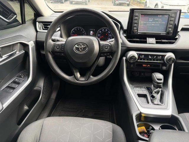 Certified 2020 Toyota RAV4 XLE w/ Convenience Package FWD image 23