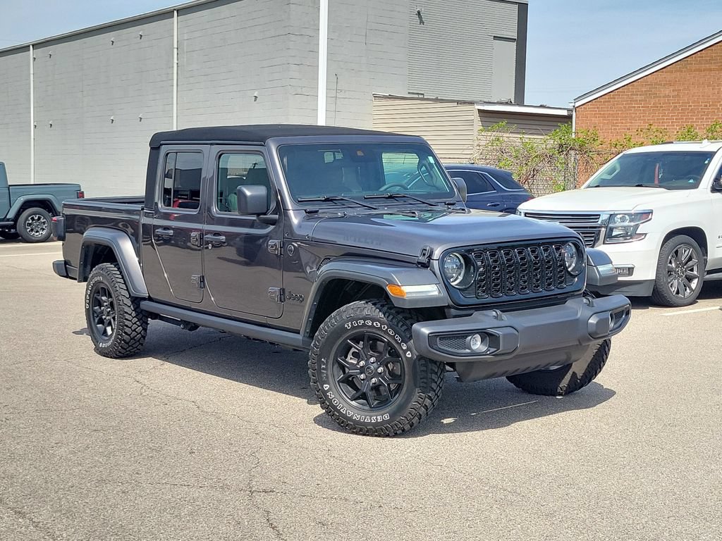 Used 2024 Jeep Gladiator Sport AWD/4WD image 28