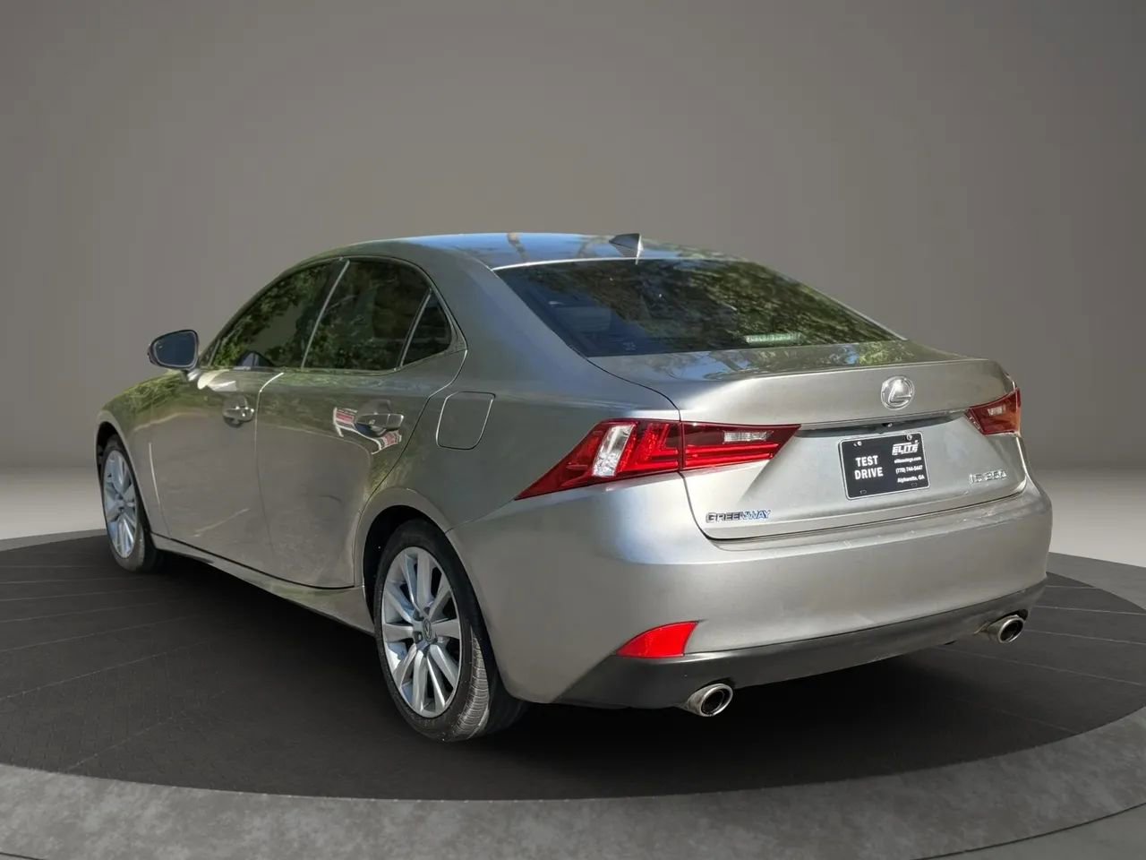 Used 2015 Lexus IS 250 RWD image 4