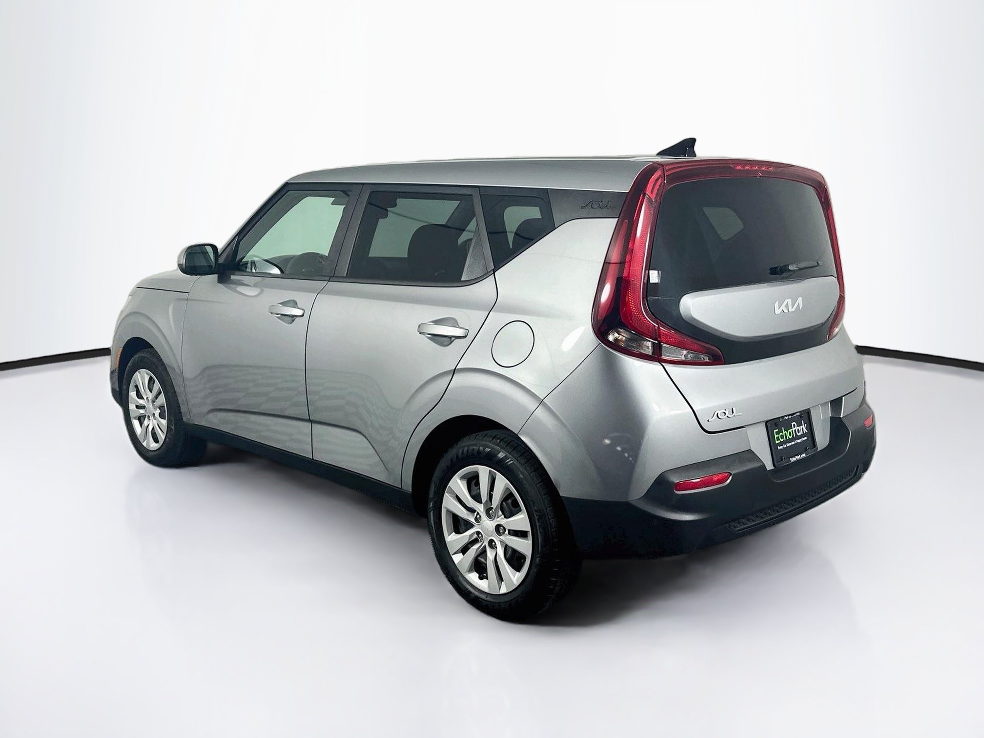 Used 2022 Kia Soul LX FWD image 5