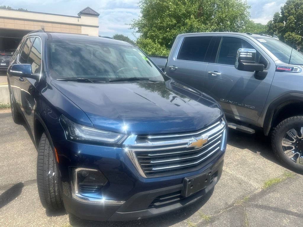 Used 2023 Chevrolet Traverse LT AWD/4WD image 5