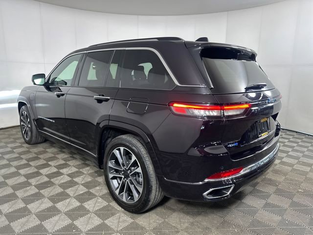 Used 2022 Jeep Grand Cherokee Overland w/ Advanced Protech Group III AWD/4WD image 5