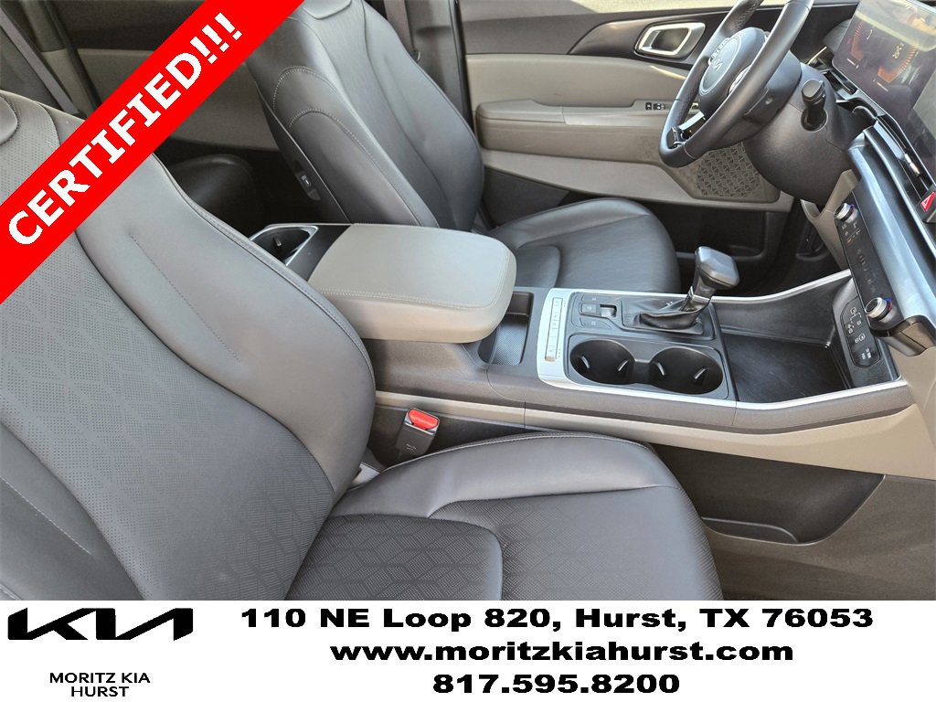 Certified 2025 Kia Carnival image 19