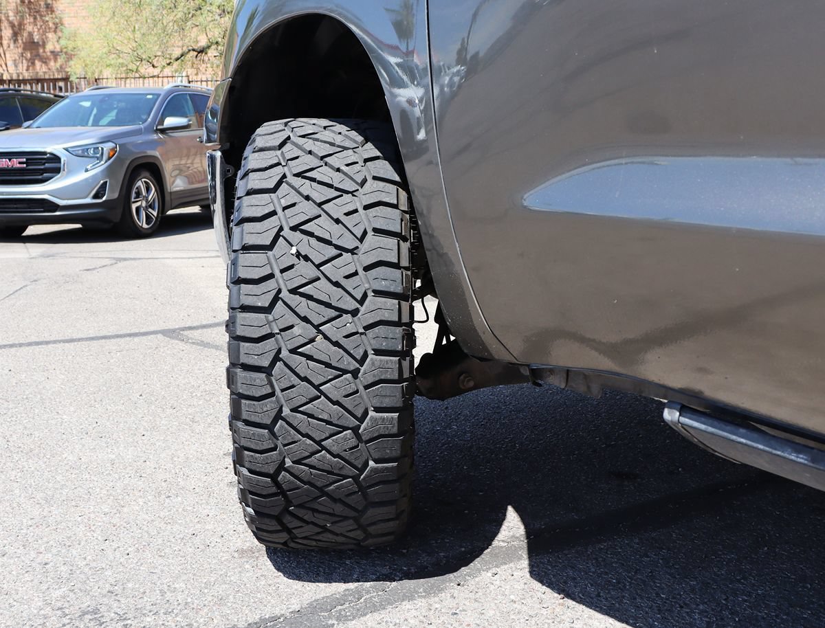 Used 2011 Toyota Tundra 2WD Double Cab w/ Tow Pkg image 6