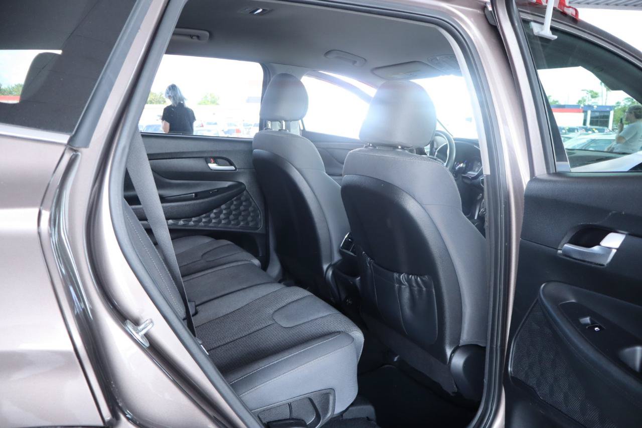 Used 2020 Hyundai Santa Fe SEL FWD image 32