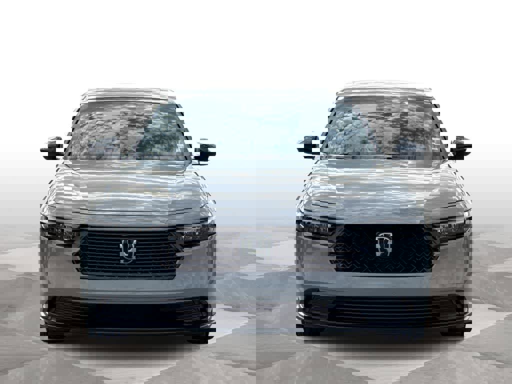 Used 2024 Honda Accord Sport image 3