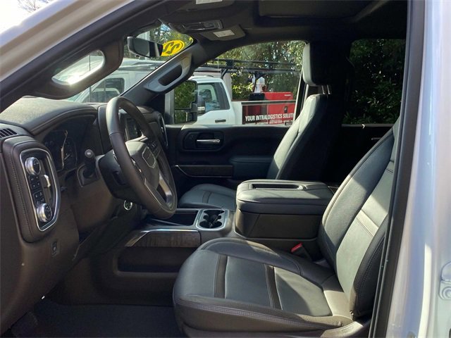 Used 2022 GMC Sierra 3500 Denali w/ Denali Ultimate Package image 11