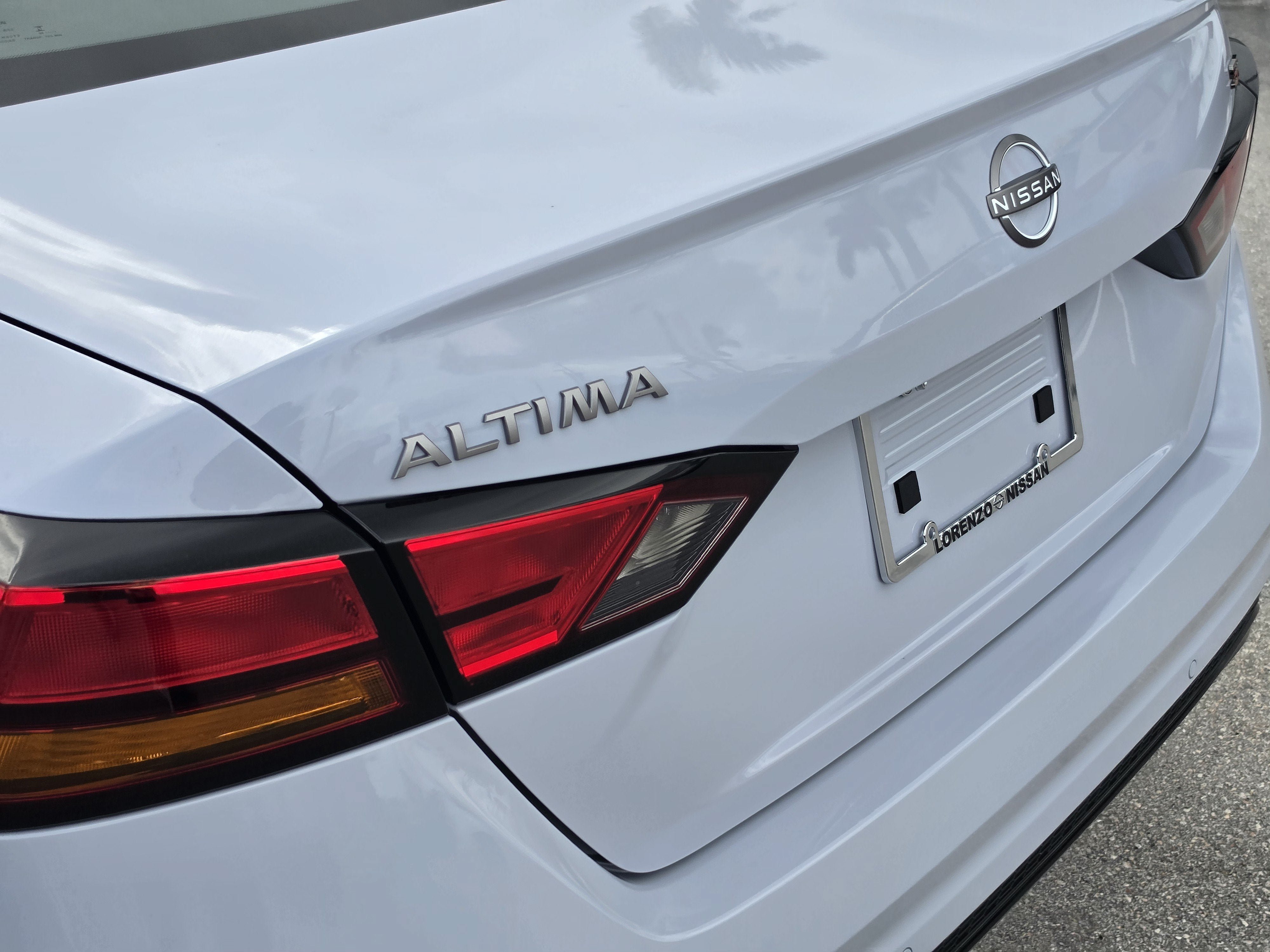 New 2026 Nissan Altima 2.5 SR FWD image 7