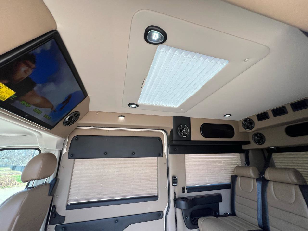 Used 2020 RAM ProMaster 2500 w/ RV Ready Prep Package image 17