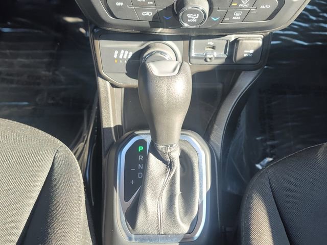 Certified 2023 Jeep Renegade Latitude image 28