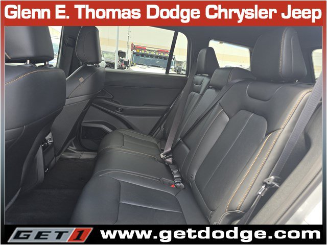 New 2026 Jeep Cherokee Overland AWD/4WD image 12