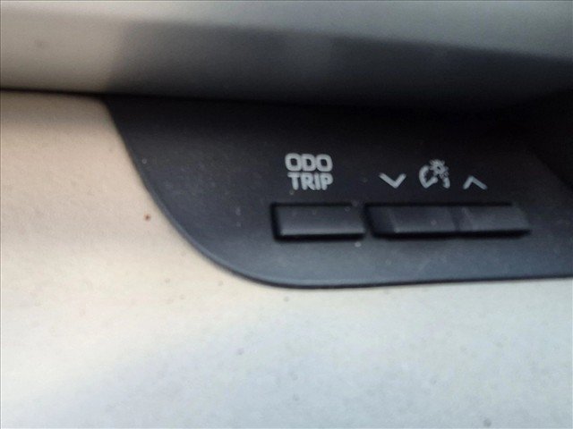 Used 2021 Toyota Highlander XLE FWD image 13
