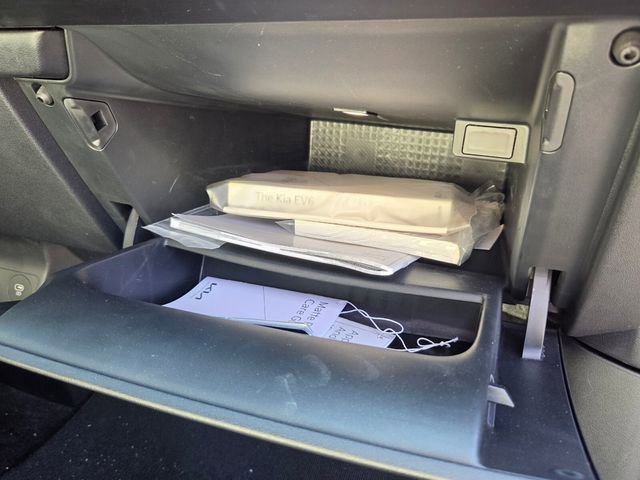 Used 2023 Kia EV6 GT-Line w/ GT-Line White Seat Package image 18