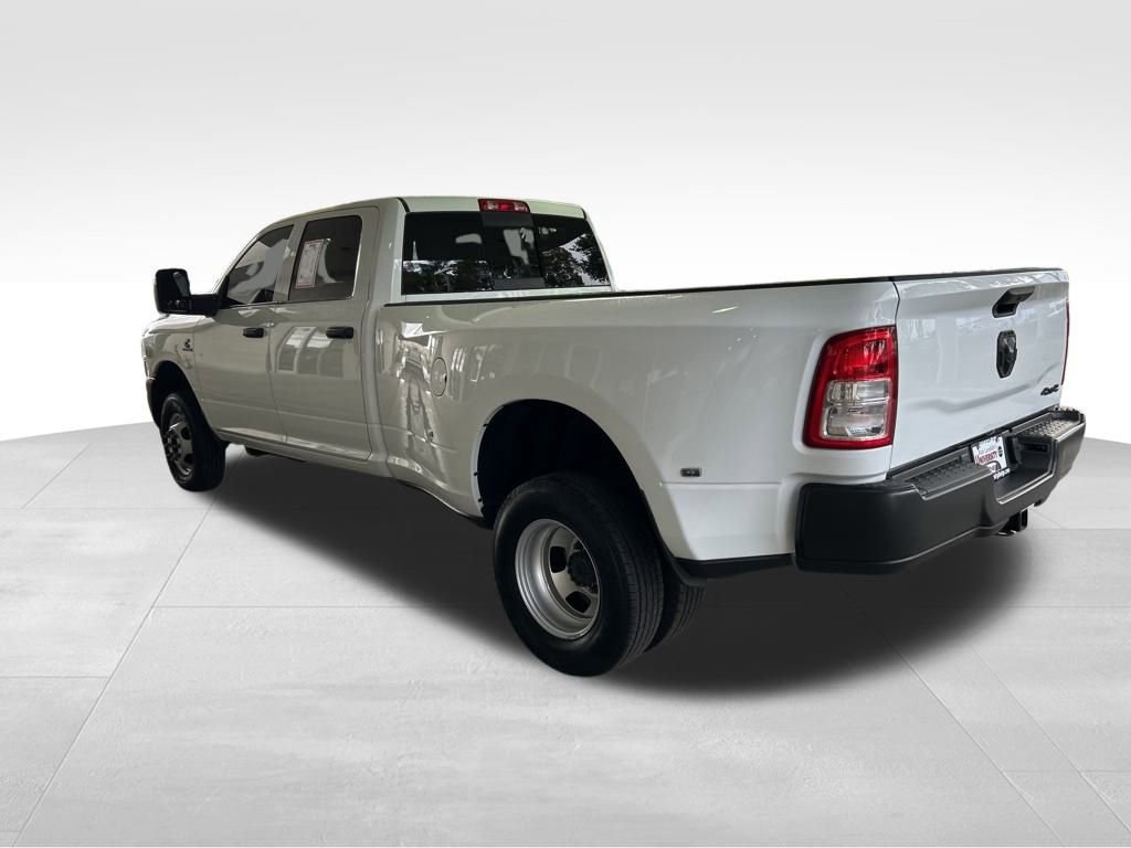 Used 2024 RAM 3500 Tradesman image 4