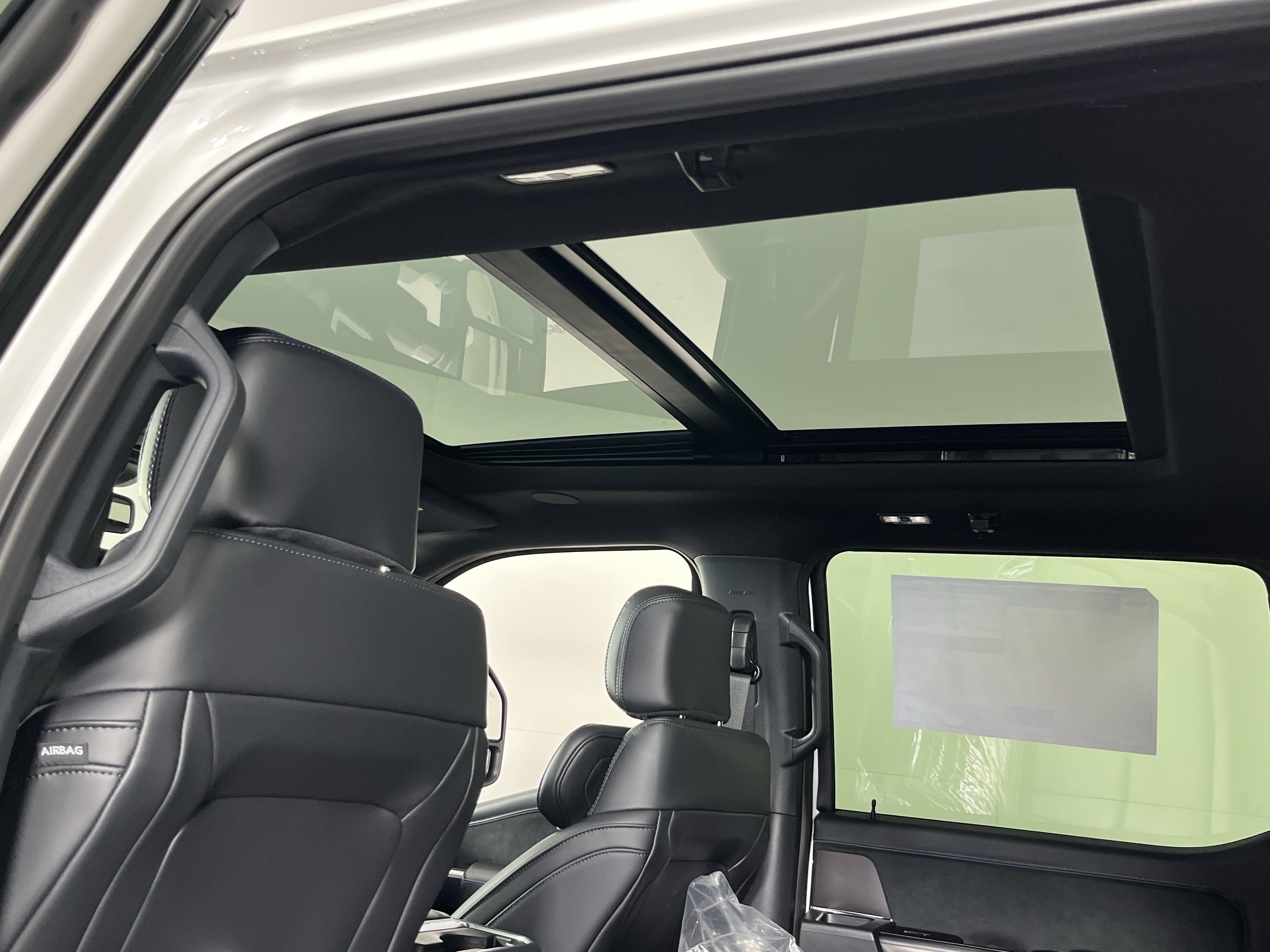 New 2026 Ford F350 Platinum AWD/4WD image 14