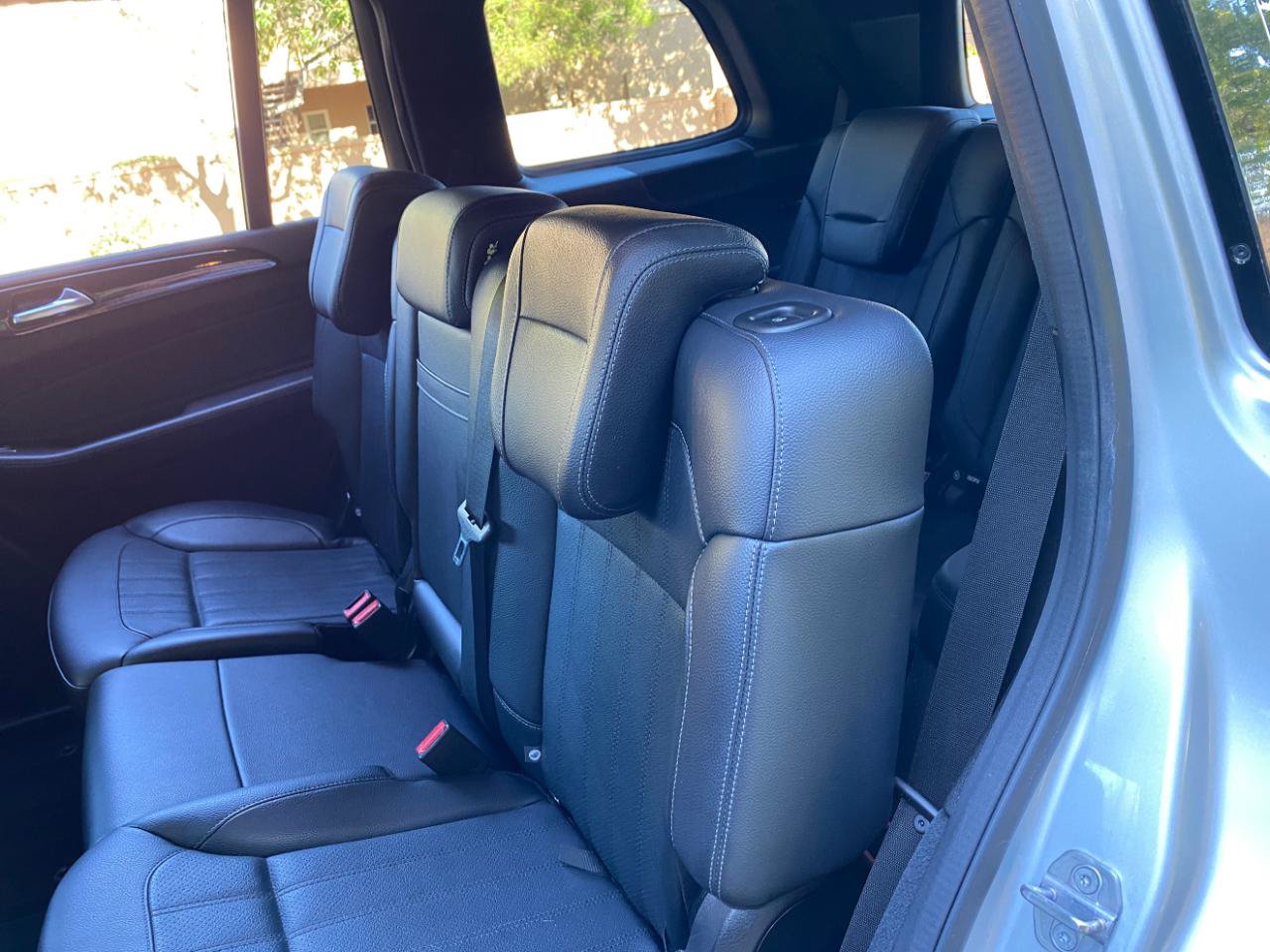 Used 2019 Mercedes-Benz GLS 450 4MATIC image 35