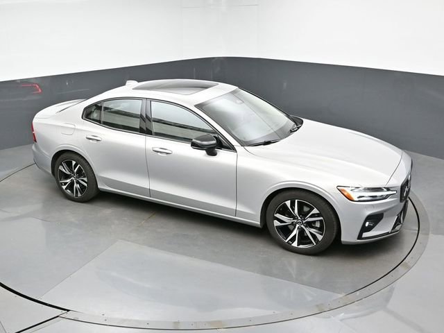 Used 2023 Volvo S60 B5 Core w/ Climate Package FWD image 18