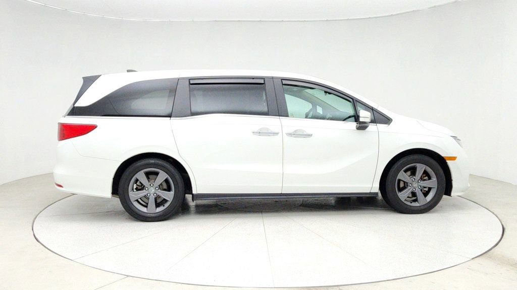 Used 2023 Honda Odyssey EX image 4