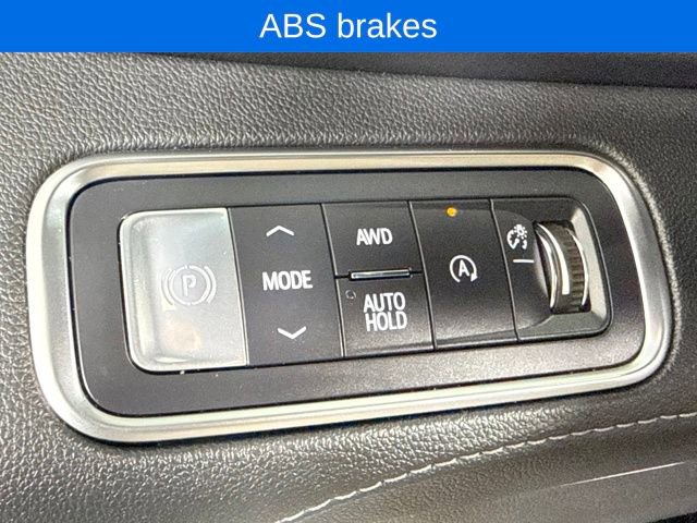 Used 2025 Buick Enclave Preferred image 25