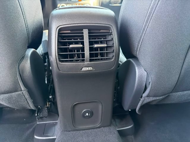 Used 2024 Ford Escape Active AWD/4WD image 16