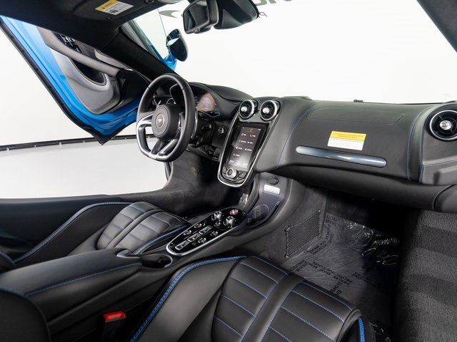 New 2025 McLaren GTS image 25