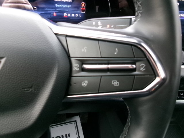 Used 2025 Chevrolet Equinox LT w/ Convenience Package II image 19